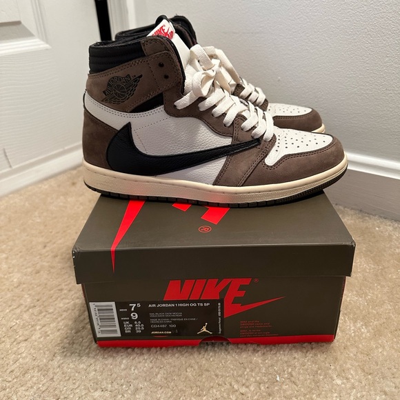 Jordan 1 Travis Scott High Mocha - Picture 4 of 9